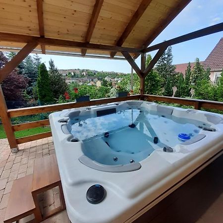 Flamingo Vendeghaz Bed & Breakfast Eger Exterior photo