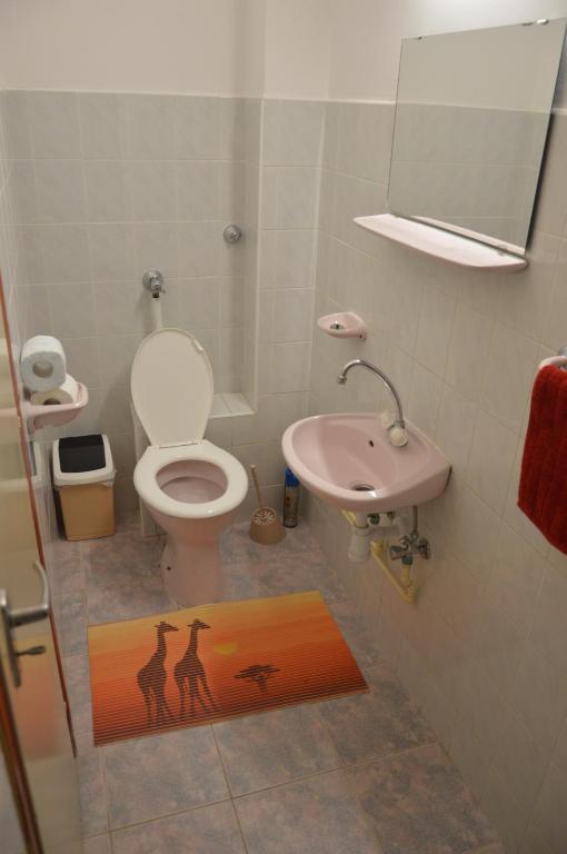 Flamingo Vendeghaz Bed & Breakfast Eger Exterior photo